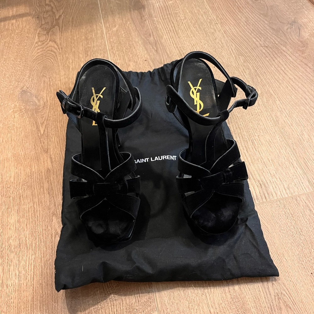 Saint Laurent velvet tribute heals.